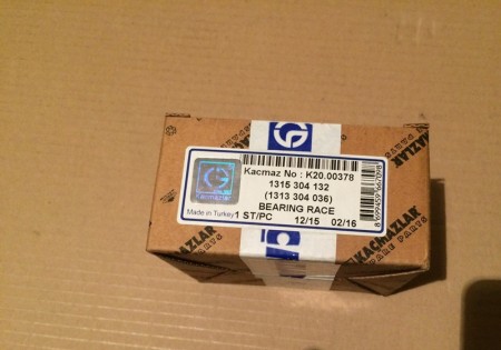 ВТУЛКА ПОДШИПНИКА ШЕСТЕРНИ ЗАДНЕЙ ПЕРЕДАЧИ ВТОРИЧНОГО ВАЛА (ER) 9557 0974